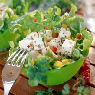 Греческий салат: готовим классическое блюдо средиземноморской кухни